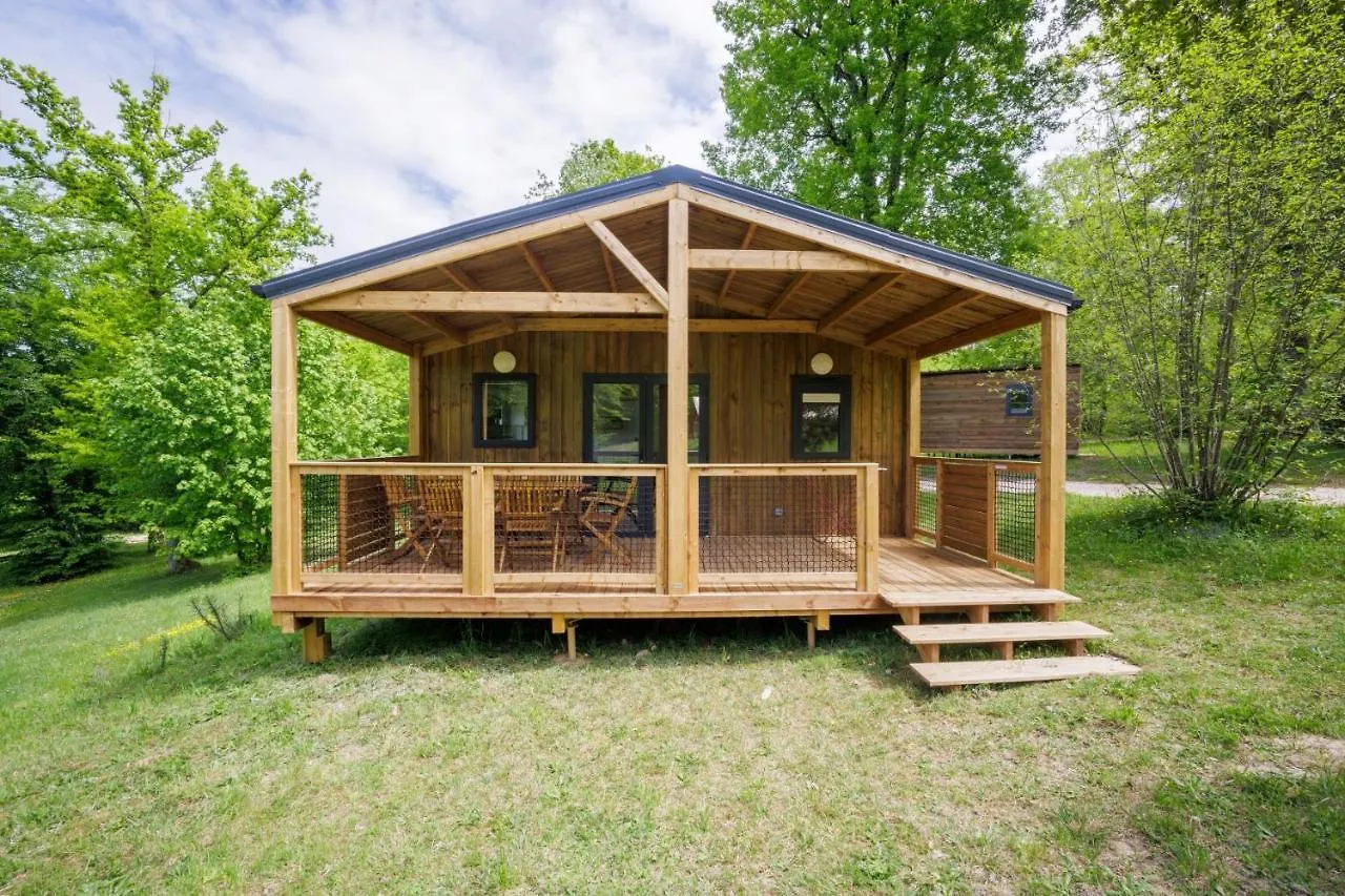 Kemping La Clairiere - Ecolieu De Vacances Lamothe-Fenelon
